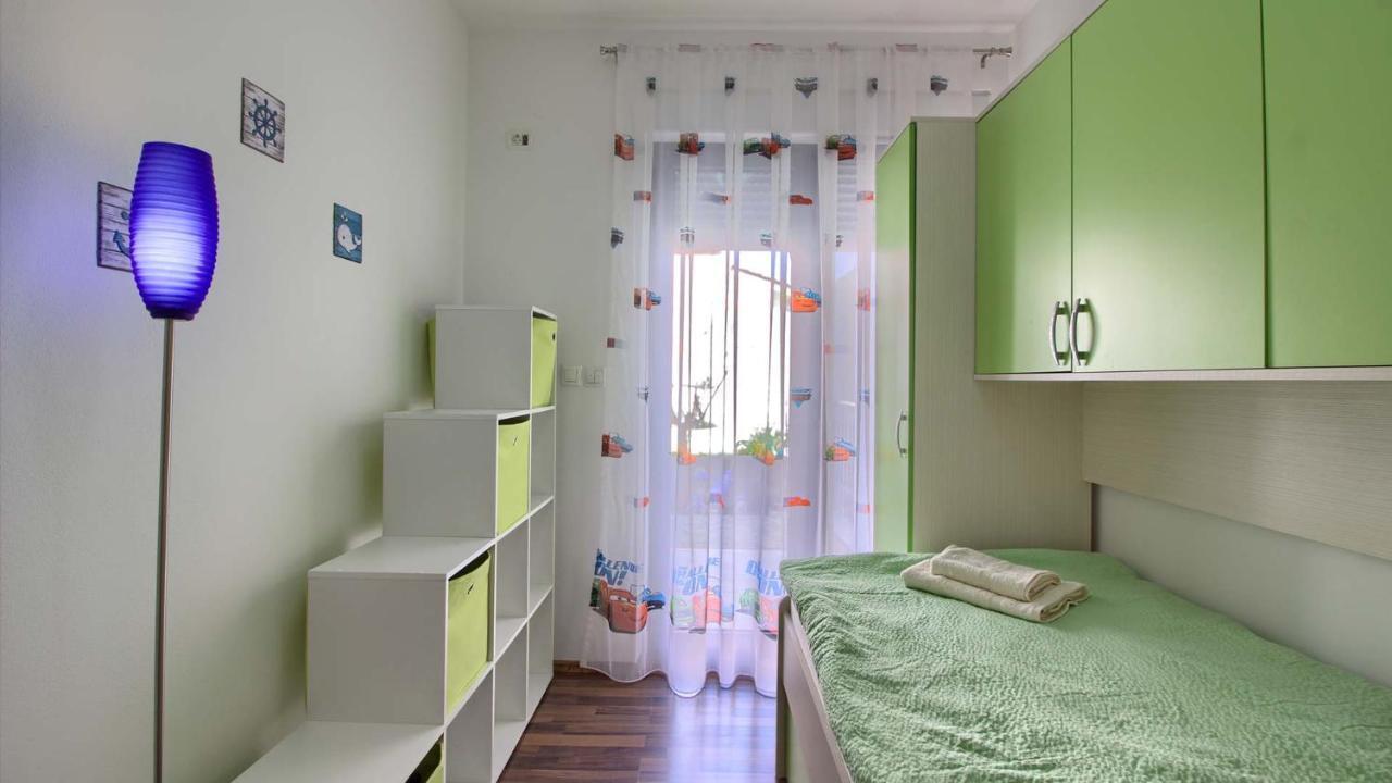 Charming With Private Pool In Pula, Extra Pool Heating By Wiibuk Vila *
