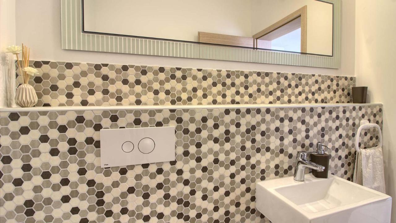 Charming With Private Pool In Pula, Extra Pool Heating By Wiibuk Villa Pula